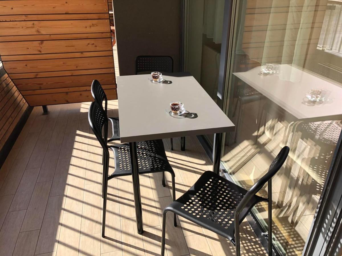 Apartma Runi Pod Zlato Lisico Pekre Exterior foto